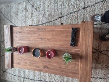 Salon tafel  beschikbaar voor biedingen