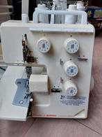 Lockmachine funlock 006D, Bernina Bernette, incl veel garen, Hobby en Vrije tijd, Naaimachines en Toebehoren, Lockmachine, Gebruikt