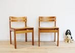 Set van 2 houten vintage stoelen. Retro stoel, Brutalist, Ophalen, Twee, O, Bruin