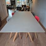 Hay Tafel CPH10 Off White en stoelen., Huis en Inrichting, Ophalen, Kunststof, Gebruikt, Rond