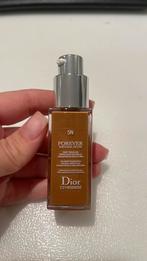 Dior foundation 5N, Gehele gezicht, Beige, Nieuw, Ophalen of Verzenden