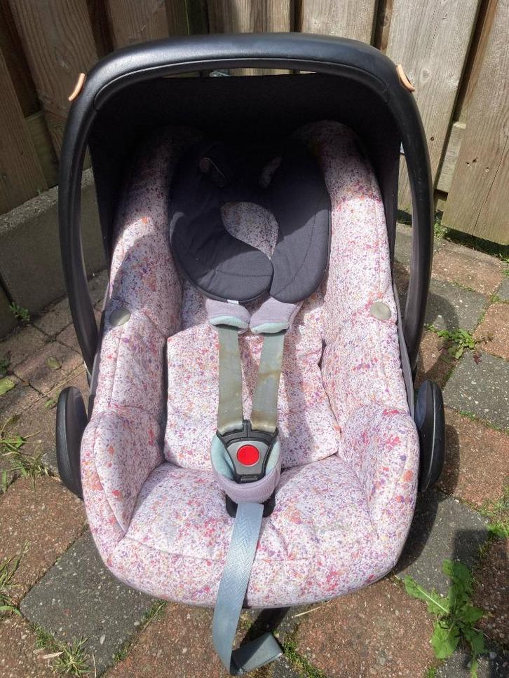 Maxi Cosi Pebble Pro, Kinderen en Baby's, Autostoeltjes, Zo goed als nieuw, Maxi-Cosi, 0 t/m 13 kg, Autogordel, Ophalen