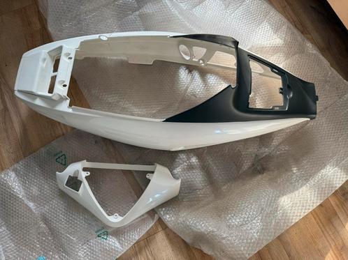 Malaguti phantom f12 framecover + stuurkap nieuw pearl white, Fietsen en Brommers, Brommeronderdelen | Scooters, Nieuw, Overige merken