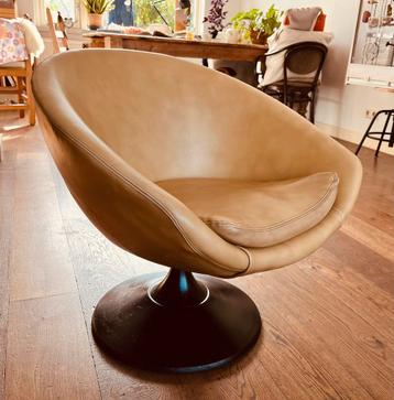 Draai fauteuil vintage Overman Sweden Swivel/pod. 60/70 beschikbaar voor biedingen