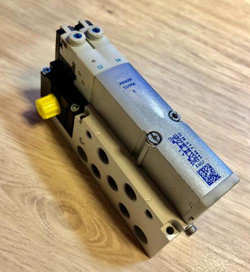 FESTO - 5/3 Magneetventiel - VMPA2-M1H-E-G1/8-PI - 537956, Hobby en Vrije tijd, Elektronica-componenten, Nieuw, Ophalen of Verzenden