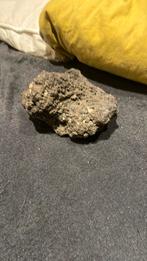 Steen van lava uit Vesuvius vulkaan, Ophalen