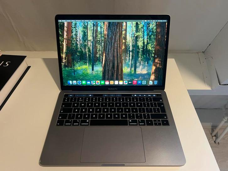 MacBook Pro 13 inch 2019 + Touchbar, Computers en Software, Apple Macbooks, Gebruikt, MacBook Pro, 13 inch, 2 tot 3 Ghz, 256 GB