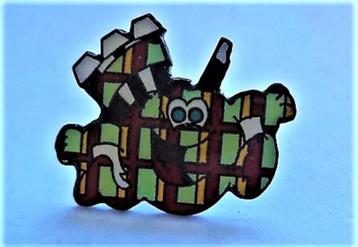 Broche vlinder blauw en geel  beschikbaar voor biedingen