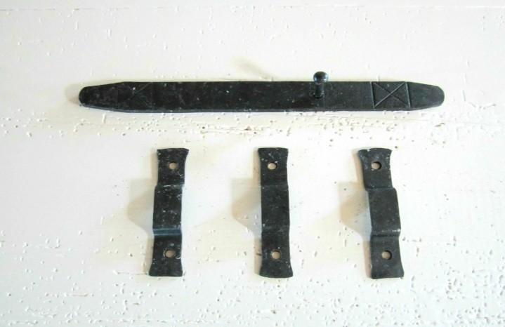 Zwarte smeedijzeren platte grendel kruis 200 mm zwart, Doe-het-zelf en Verbouw, Hang- en Sluitwerk, Nieuw, Ophalen of Verzenden