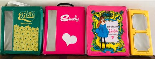 Oude 1970-1980 Fleur,Sindy,Barbie & Pepper poppen koffertjes, Verzamelen, Poppen, Gebruikt, Ophalen