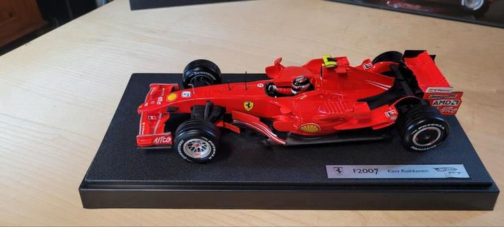 Hotwheels Ferrari F2007 K.Raikkonen, Hobby en Vrije tijd, Modelauto's | 1:18, Zo goed als nieuw, Auto, Hot Wheels, Ophalen of Verzenden