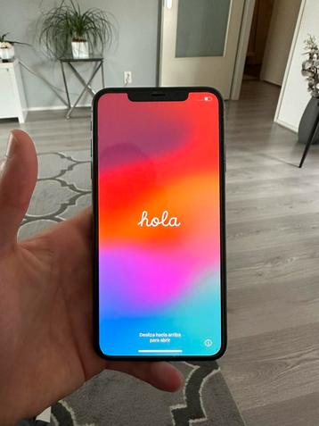 Een nette Iphone xs max 64gb!