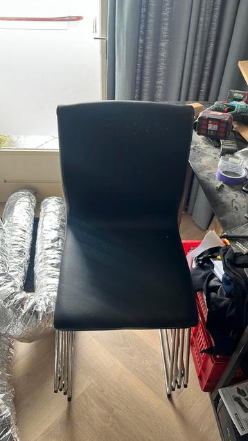 4 Stoelen zwart leer IKEA beschikbaar voor biedingen