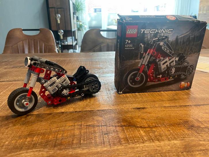 Lego Technic 42132 Motor - Compleet & als Nieuw!, Kinderen en Baby's, Speelgoed | Duplo en Lego, Zo goed als nieuw, Lego, Complete set