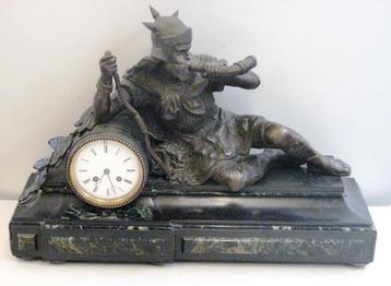 Grote bronzen (?) klok, vermoedelijk Frans, 58 * 4ocm, 23kg beschikbaar voor biedingen