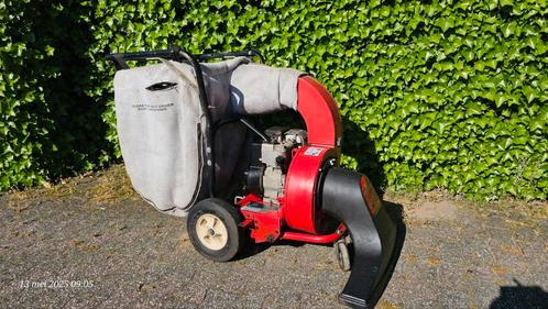 Bladzuiger / Blazer merk: MTD Briggs&Straton motor, Tuin en Terras, Bladblazers, Gebruikt, Benzine, Ophalen