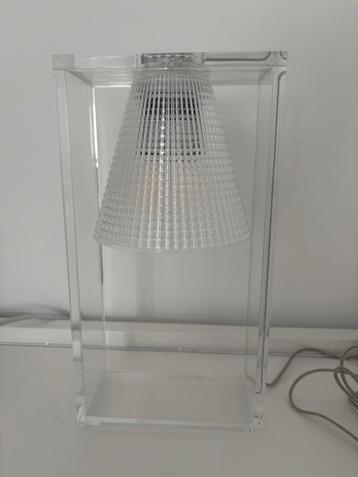 Kartell Light-Air tafellamp  beschikbaar voor biedingen