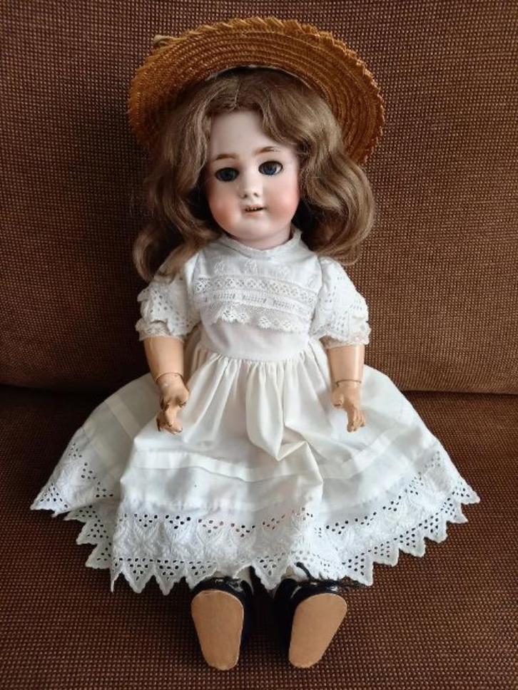 Antieke pop "Jumeau", Verzamelen, Poppen, Gebruikt, Pop, Ophalen of Verzenden