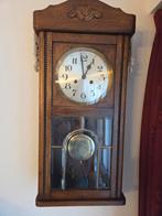Antieke Wandklok met Slinger, Antiek en Kunst, Ophalen
