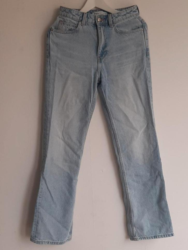 Zara - Lichtblauwe Spijkerbroek - Maat 36, Kleding | Dames, Spijkerbroeken en Jeans, Zo goed als nieuw, W28 - W29 (confectie 36)