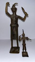 Vintage bronzen (2) uit Benin van Jagers van de Fon-stam, Antiek en Kunst, Verzenden