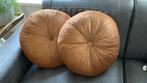 Helemaal nieuwe kussens ,  2 stuks goudbruin, Huis en Inrichting, Woonaccessoires | Kussens, Ophalen, Zo goed als nieuw, Vierkant