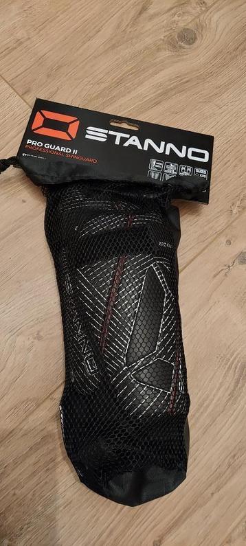 Nieuwe scheenbeschermers Stanno maat XS beschikbaar voor biedingen