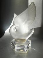 Art deco vogel beeld: Vannes, frosted glass, Antiek en Kunst, Antiek | Glas en Kristal, Ophalen of Verzenden