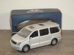 Hyundai Starex - CM Toys 590208 Korea 1:35?, Hobby en Vrije tijd, Modelauto's | 1:32, Overige merken, Auto, Verzenden, Zo goed als nieuw