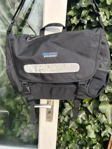 Patagonia Minimass Messenger bag.  beschikbaar voor biedingen