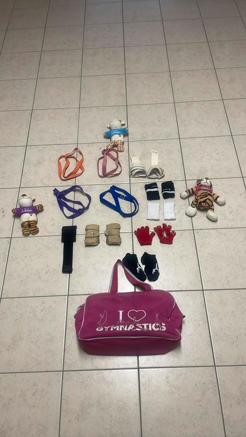 Turn assecoires (leertjes, braces,(pols)bandjes, tas, knuf ), Sport en Fitness, Turnen, Gebruikt, Materiaal, Overige kleuren, Ophalen of Verzenden