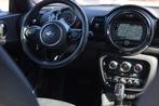 MINI Clubman 1.5 COOPER AUT | PANO | NAVI | NL AUTO | RIJKLA, Auto's, Gebruikt, Origineel Nederlands, 3 cilinders, Zilver of Grijs
