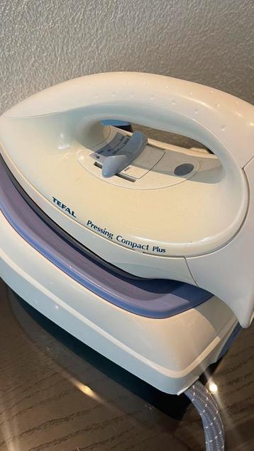 Tefal Stoomstrijkijzers beschikbaar voor biedingen
