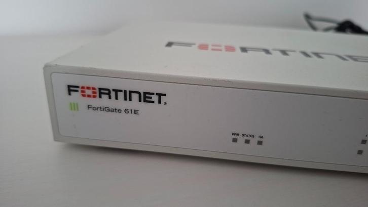 Fortinet FortiGate 61E, Computers en Software, Routers en Modems, Gebruikt, Router, Ophalen of Verzenden