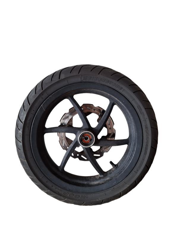 Voorband voorvelg remschijf origineel Kymco super 8, Fietsen en Brommers, Brommeronderdelen | Scooters, Gebruikt, Ophalen of Verzenden