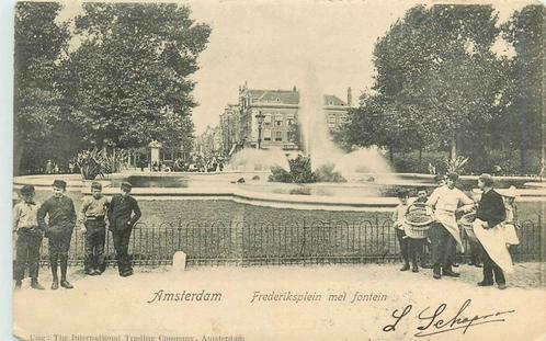 (304-229-041) Amsterdam Frederiksplein met fontein, Verzamelen, Ansichtkaarten | Nederland, Noord-Holland, Verzenden
