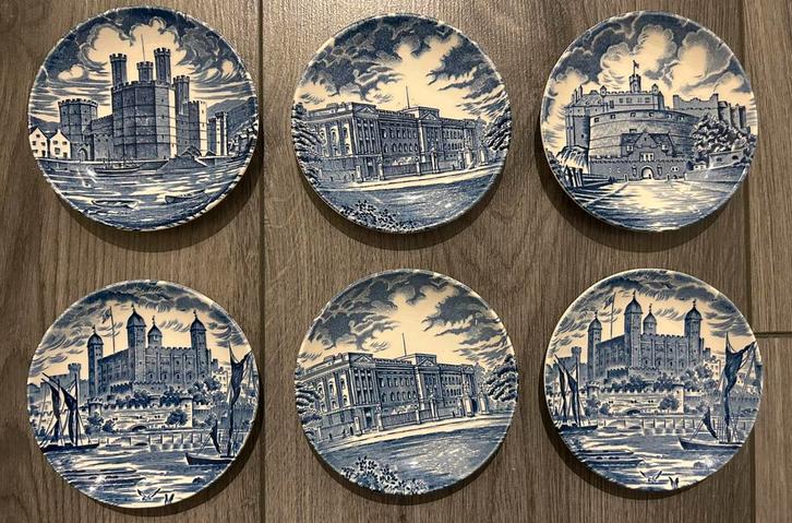 Set 6 schaaltjes Royal Homes of Britain van Enoch Wedgwood, Antiek en Kunst, Antiek | Keramiek en Aardewerk, Ophalen of Verzenden