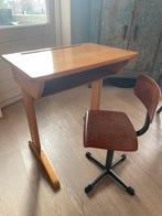 Antique Children’s desk and chair, Ophalen, Zo goed als nieuw, Tafel(s) en Stoel(en)