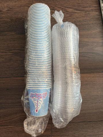300 stuks Ijsbekers - Razzle en deksels beschikbaar voor biedingen