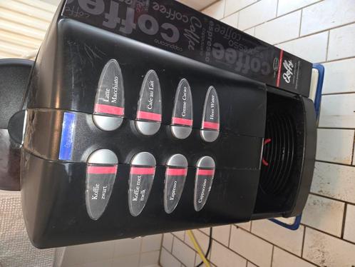 Horeca koffie machine, Witgoed en Apparatuur, Koffiezetapparaten, Koffiemachine, 10 kopjes of meer, Ophalen