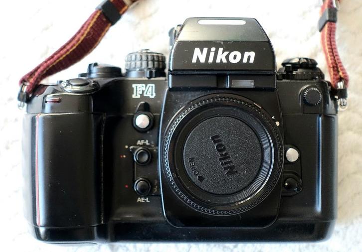 Nikon F4 met 28-85mm zoomlens, Audio, Tv en Foto, Fotocamera's Analoog, Zo goed als nieuw, Spiegelreflex, Nikon, Ophalen of Verzenden
