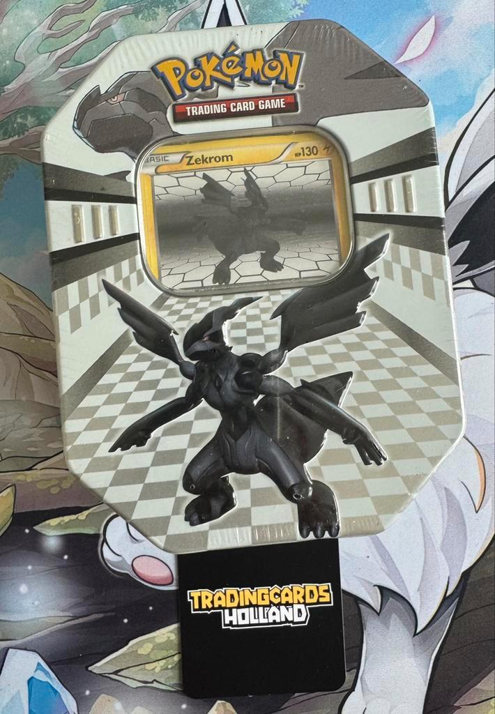 Pokemon Black White Tin Factory Sealed 4 Booster Packs, Hobby en Vrije tijd, Verzamelkaartspellen | Pokémon, Nieuw, Booster, Ophalen of Verzenden