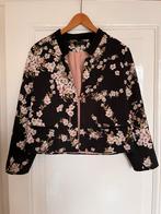 Mooi kort exclusief jasje Giovane 38-40, Maat 38/40 (M), Zwart, Ophalen of Verzenden, Zo goed als nieuw