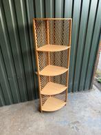 Vintage Rotan Hoekkast, Ophalen of Verzenden, Gebruikt
