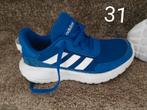 Nieuwstaat blauwe Adidas sneakers schoenen 31 unisex 🌿, Kinderen en Baby's, Kinderkleding | Schoenen en Sokken, Schoenen, Nieuw