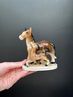 Porseleinen beeldje paard met veulen, Ophalen of Verzenden, Zo goed als nieuw, Dier