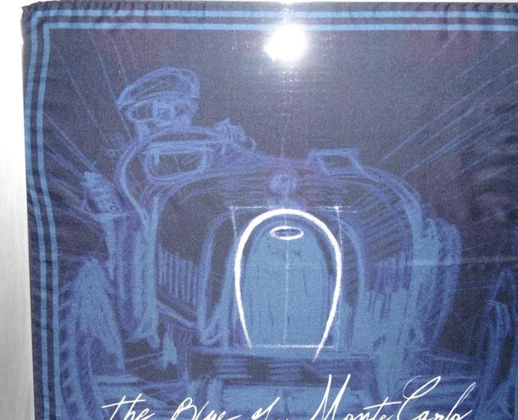 Zijden pochet Bugatti Type 35 The Blue of Monte Carlo, Verzamelen, Automerken, Motoren en Formule 1, Nieuw, Auto's, Ophalen of Verzenden