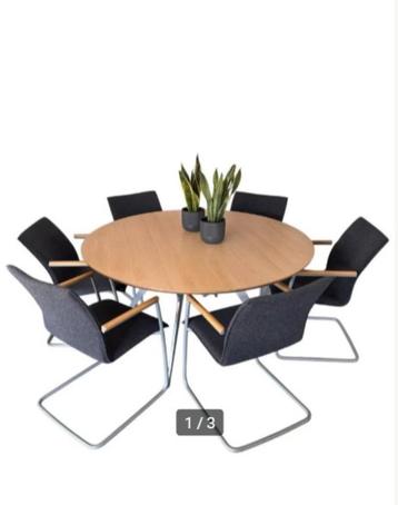 Elegant  office round table and chair collection (+6 chairs) beschikbaar voor biedingen