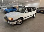 Opel Kadett 1.6i LS kat / BERTONE / CABRIO / NIEUWE APK, Auto's, Oldtimers, Voorwielaandrijving, Metallic lak, Wit, Origineel Nederlands
