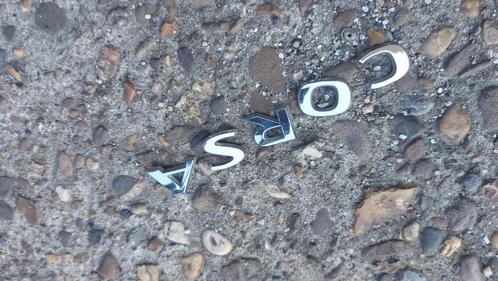 Emblemen op de achterklep Opel Corsa D model, Auto diversen, Overige Auto diversen, Ophalen of Verzenden